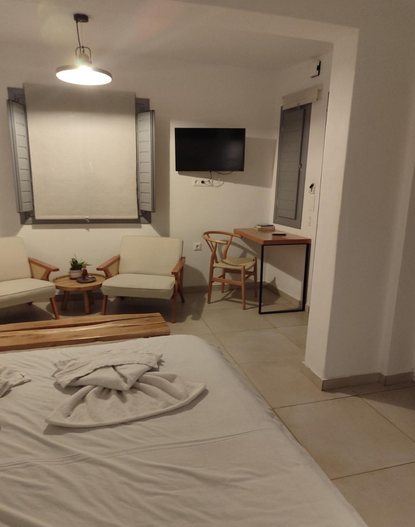 Charming Cozy Suites Naxos City Exteriör bild